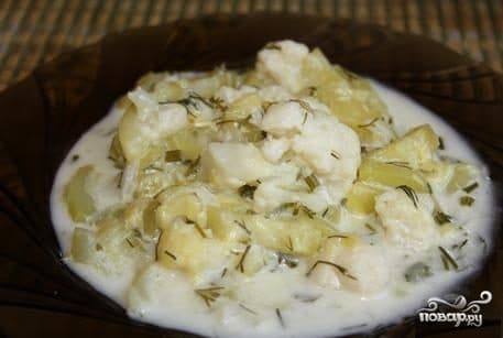 Цветная капуста тушеная с кабачками