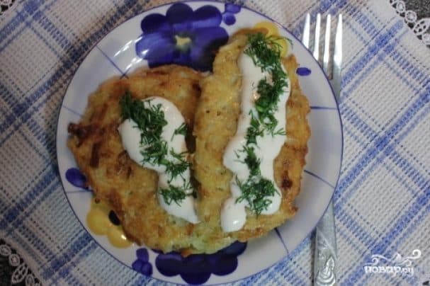 Potato pancakes with garlic