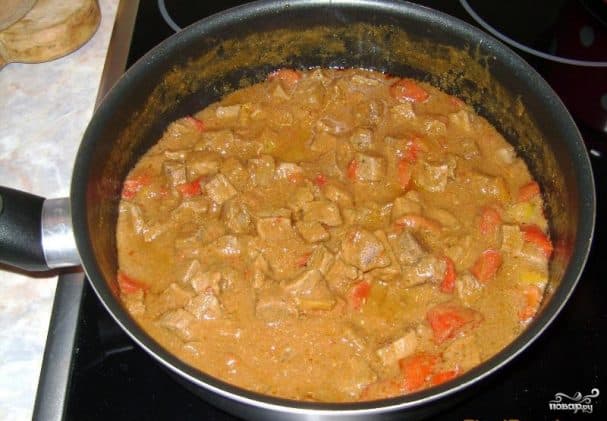 Beef stewed with bell pepper