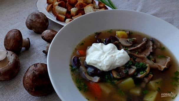 Грибная юшка (суп с грибами)