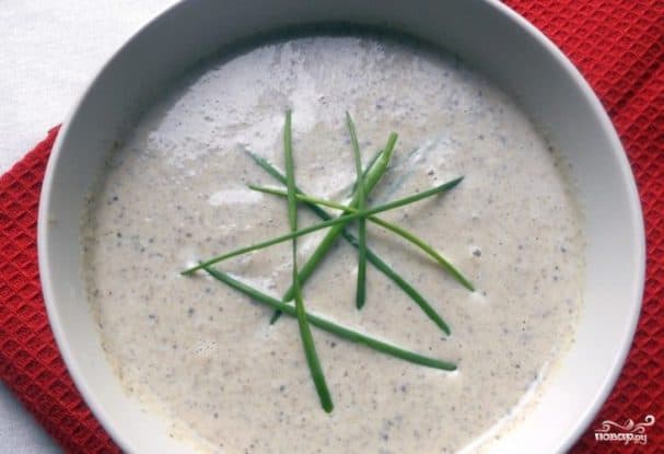 Mushroom soup with mushrooms and potatoes