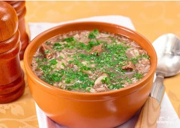 Harcho with walnuts