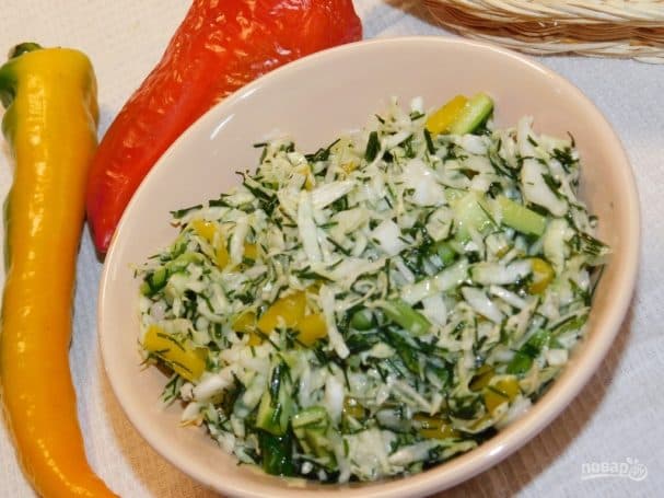 Crispy cabbage salad