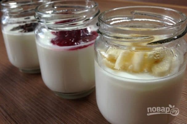 Ягады і фрукты з ягадамі ў мультыварцы