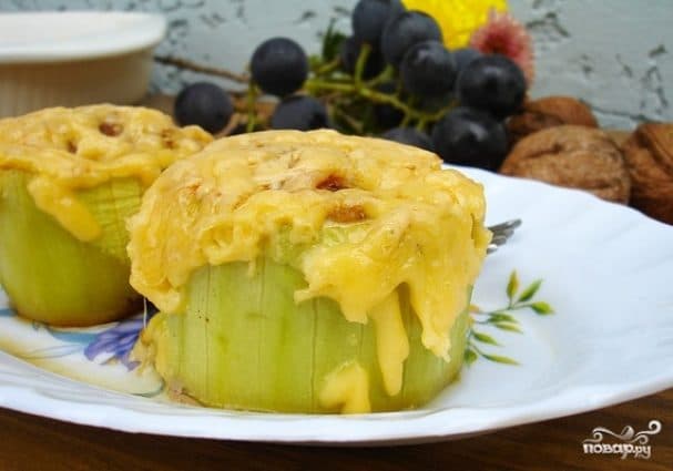 Кабачкі, фаршыраваныя цвілёй