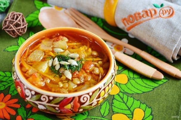 Curried lentil and pumpkin soup