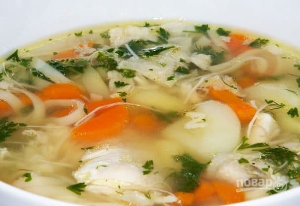 Картофельный суп на курином бульоне