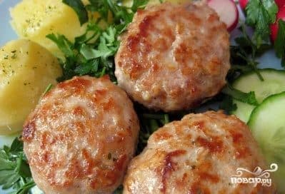 Катлеты з грыбамі ў духоўцы