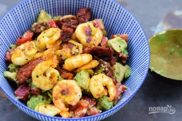 Light shrimp salad