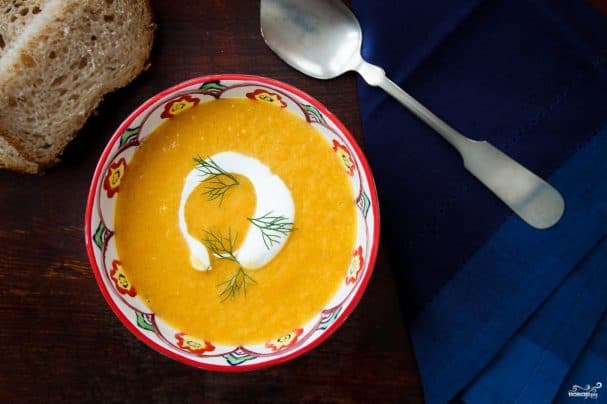 Carrot purée soup with fennel