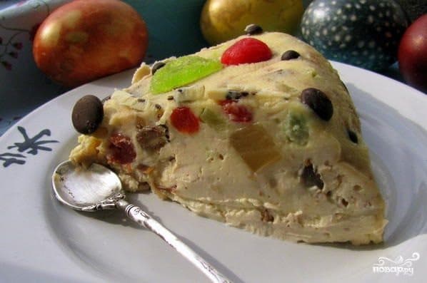 Easter dessert with condensed milk and sour cream