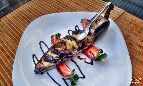 Baked banana with honey