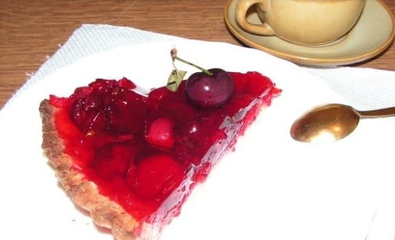 Berry Jelly Pie