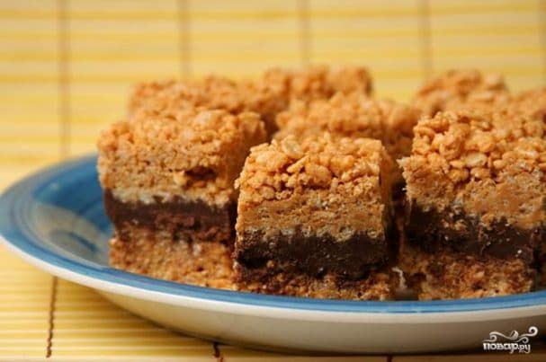 Chocolate, Rice Cereal, and Peanut Butter Cookies