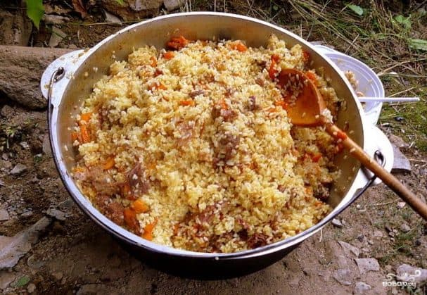 Плов з тушкованим м'ясом