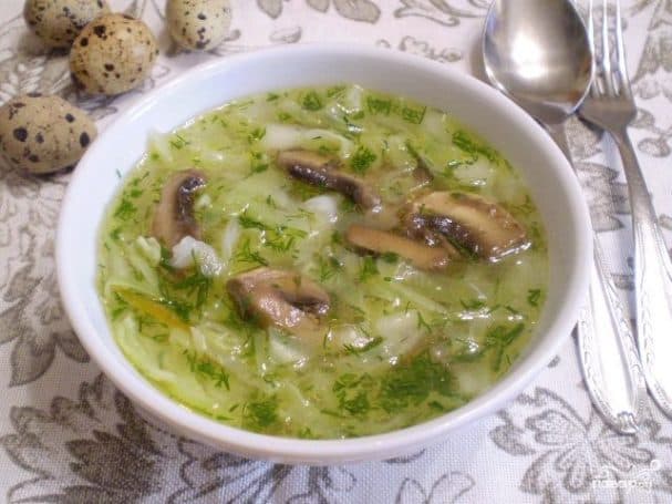 Постные щи из свежей капусты с грибами