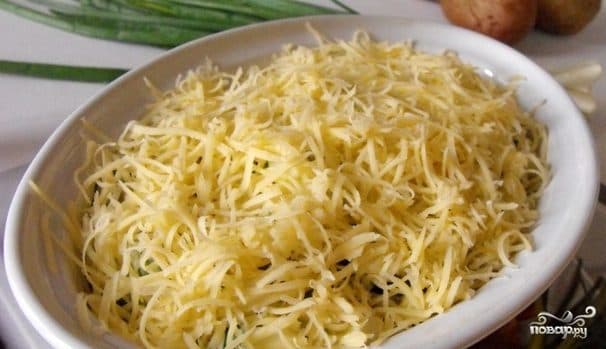 Simple salad with cheese