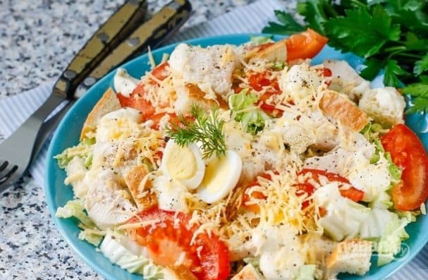 Салат из пекинской капусты
