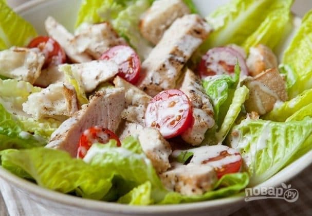 Салат з сухариками