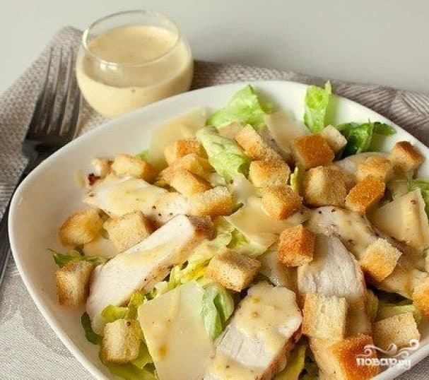 Салат з курыцай з майонэзам