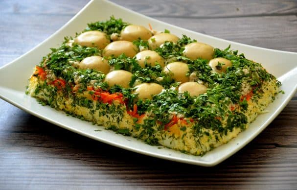 Салат з карэйскай малакой