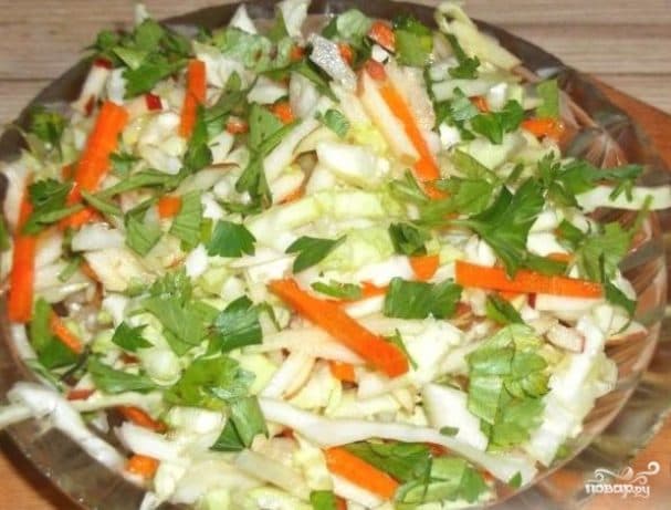 Cabbage salad with carrots and apples
