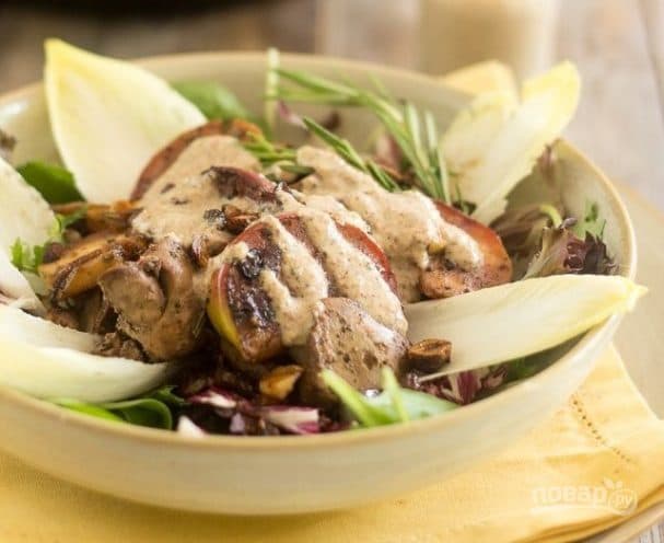 Салат из куриной печенки