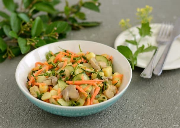 Carrot and mushroom salad