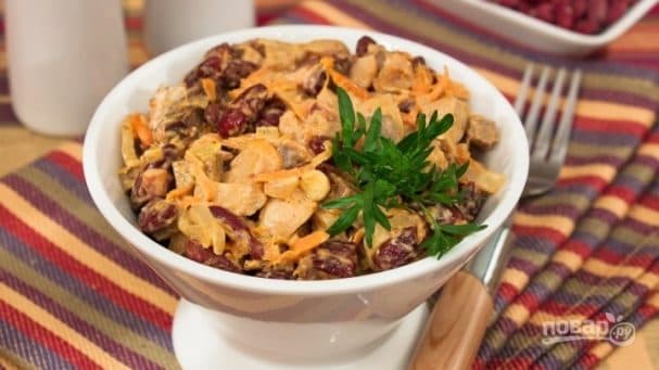 Bean and liver salad