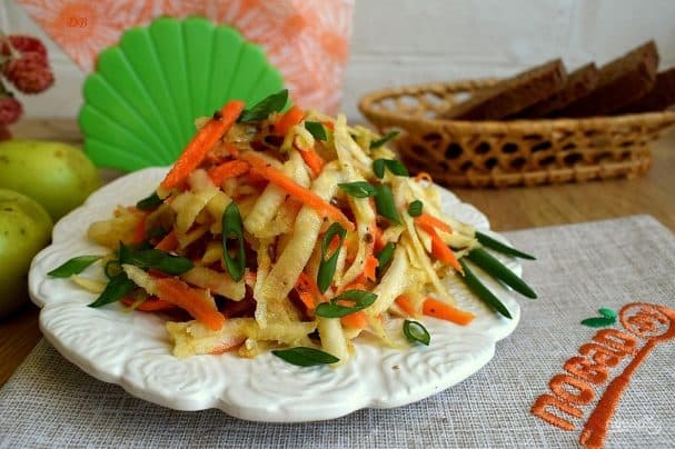 Celery and carrot salad
