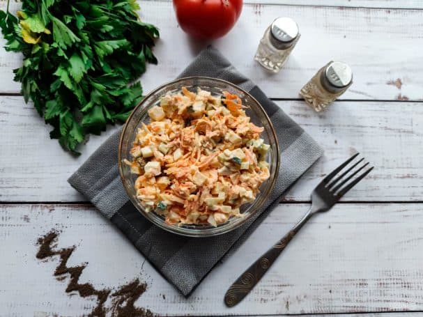 Салат з крабовими паличками