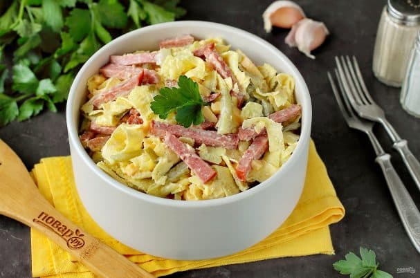 Салат з млинцями