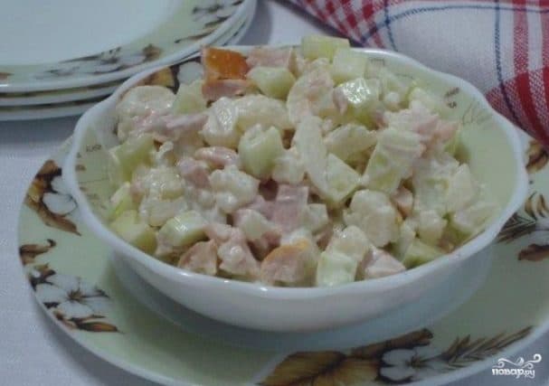 Салат з каляндратай капустай з майёнэзам