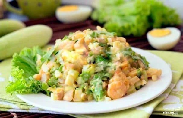 Shrimp and mushroom salad