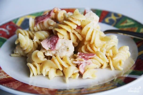 Pasta and ham salad