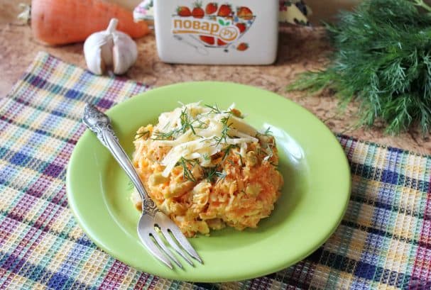 Carrot and crouton salad