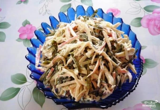Salad with seaweed and crab sticks