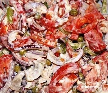 Салат з курайным філе, звараным у вадзе