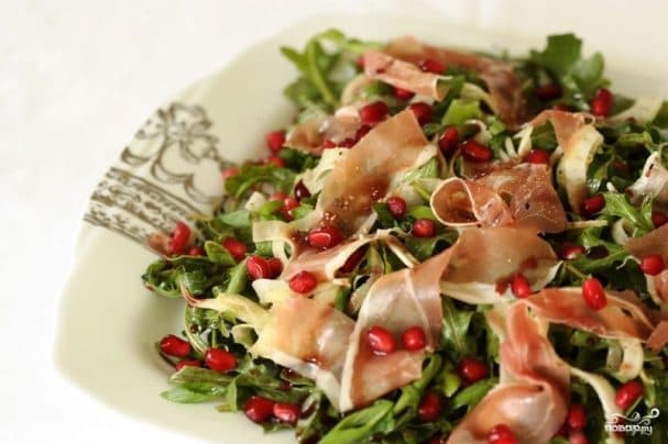 Arugula and bacon salad