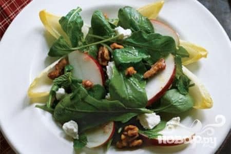 Salad with apples, nuts, and endive