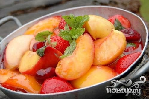 Summer fruit and berry sauté