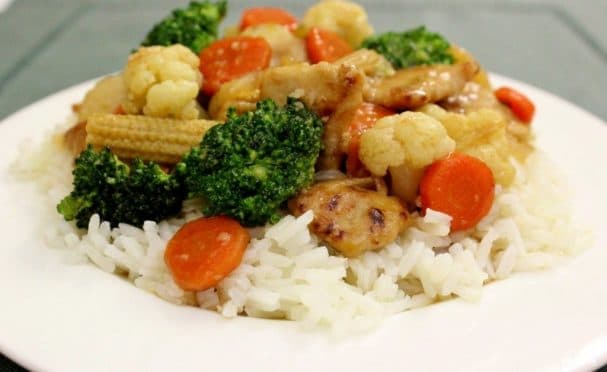 Chicken stir-fry with vegetables