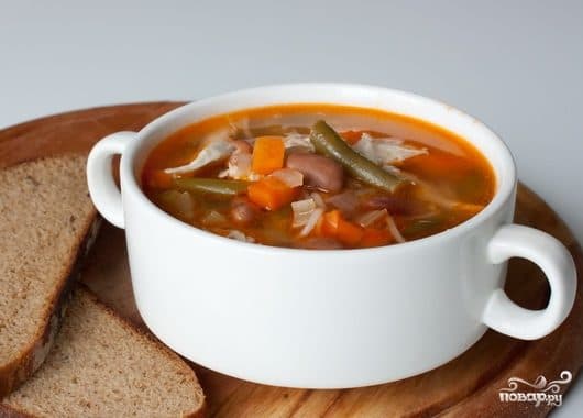 Фасолевы суп з курыцай