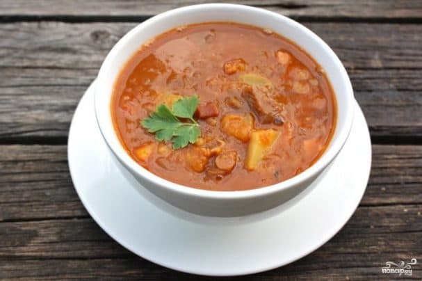 Lentil soup with smoked meats