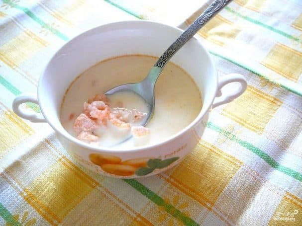 Mussel and shrimp soup