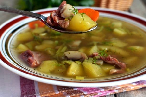 Potato soup with mushrooms and leeks