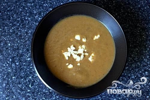 Soup with roasted eggplants and tomatoes