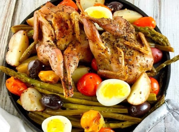 Warm salad with quail