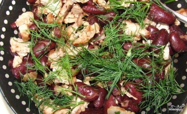 Warm salad with pork