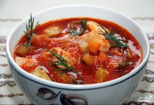 Томатный суп-пюре с курицей